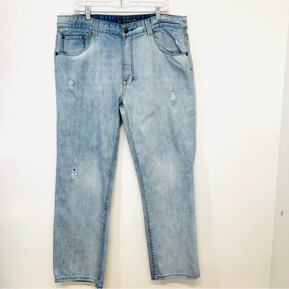 X Ray Jeans Men 38 Blue Light Wash Straight Distress Casual Work Skater 30" - Picture 1 of 11